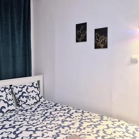 Albergue Meander Natolin Blisko Metra *