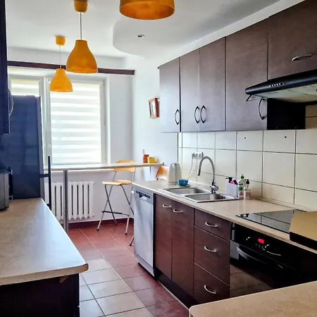 Hostel Meander Natolin Blisko Metra