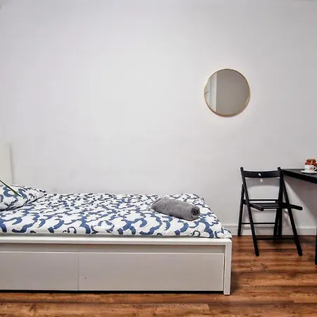 Meander Natolin Blisko Metra * Warschau