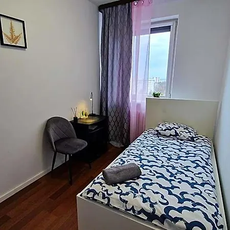 Meander Natolin Blisko Metra Hostal *
