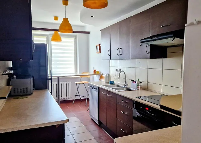 Hostel Meander Natolin Blisko Metra