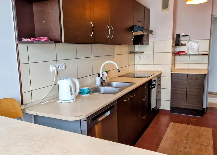 Meander Natolin Blisko Metra *